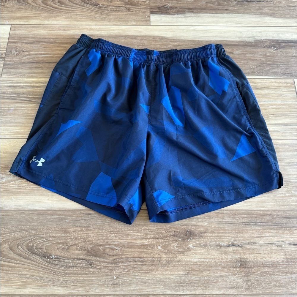 Under Armour Mens Athletic Shorts size XL loose